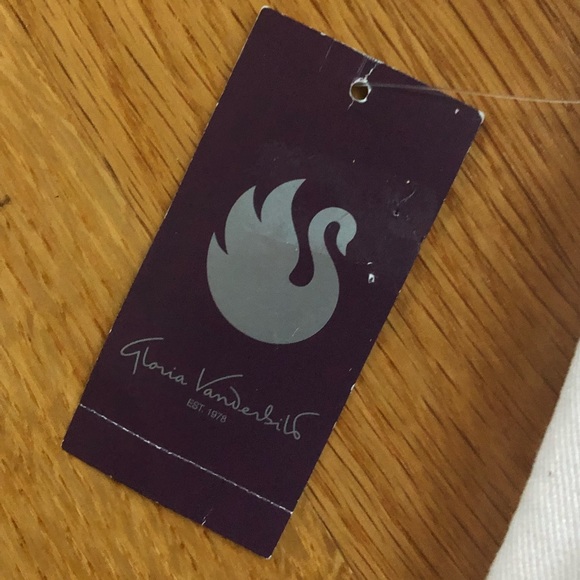 🌸🌸 Gloria Vanderbilt Pale Pink Capris 🌸🌸 - Picture 11 of 15